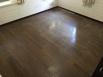 フローリングＷＡＸ前